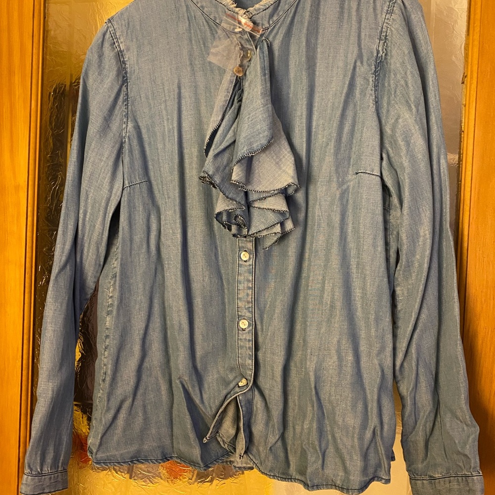 Blue color Soft Surrounding front button blouse